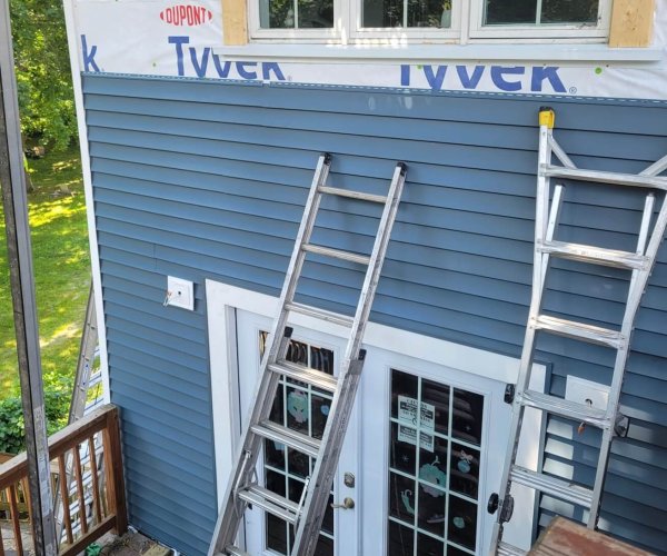 Tinos inc Siding contractors near me